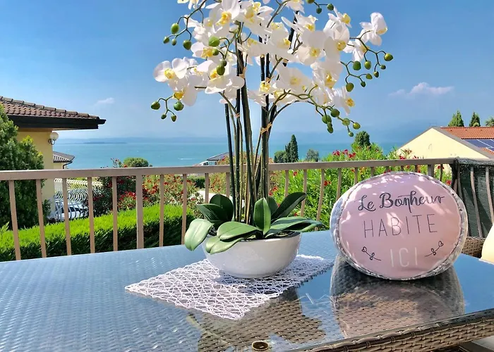 Gardalake View Villa