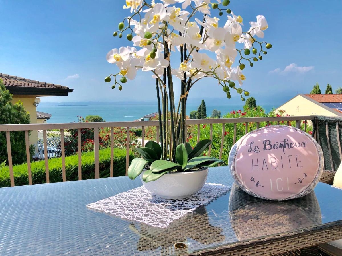 Gardalake View Villa *